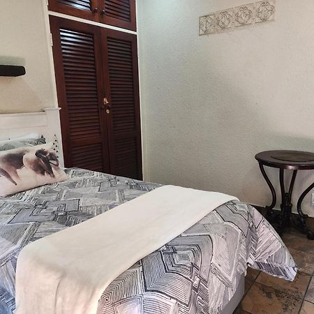 Goodnight Guest Lodge Johannesburg Eksteriør bilde